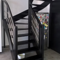 Escalier standard en bois métal d’intérieur Le Perros - Photo n°1 bis - Réf : STPEU2015SCMFROD